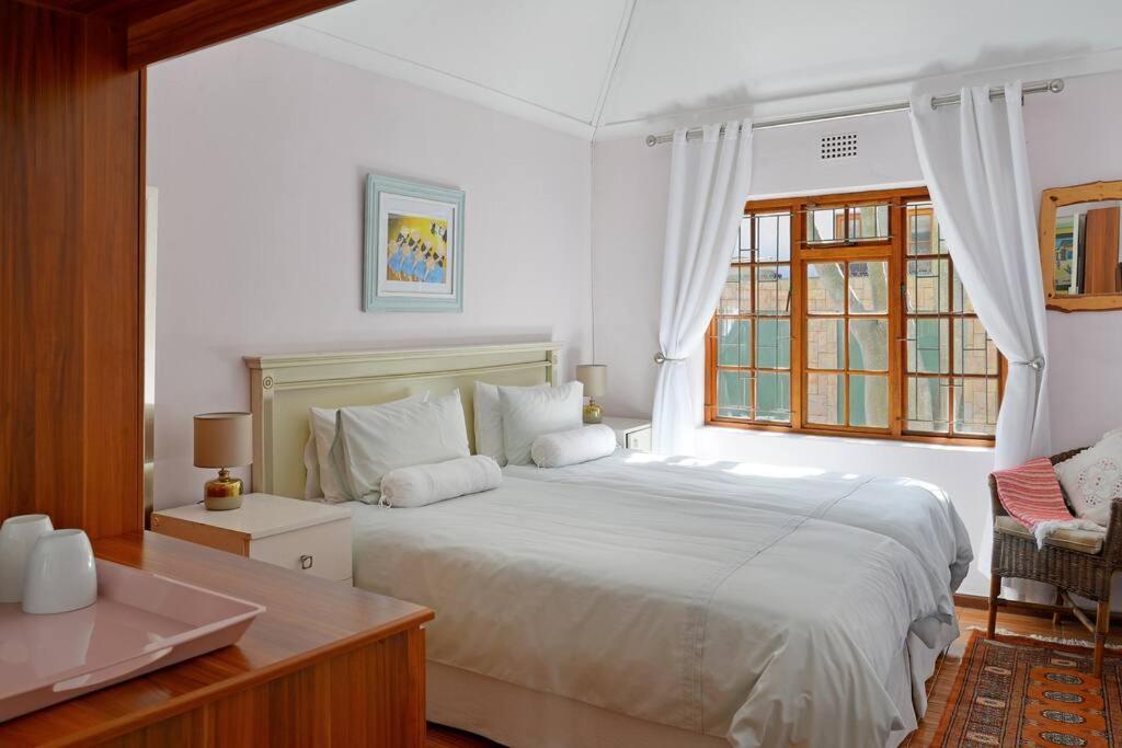 Mawethu Peaceful Garden With Covered Pool And Braai Area Cape Town Eksteriør bilde