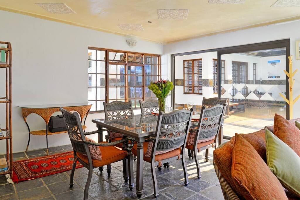 Mawethu Peaceful Garden With Covered Pool And Braai Area Cape Town Eksteriør bilde